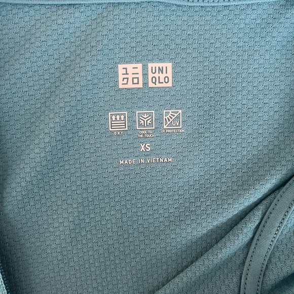 Uniqlo Airism UV Mesh Zip Teal Hoodie - Size XS - Picture 3 of 7